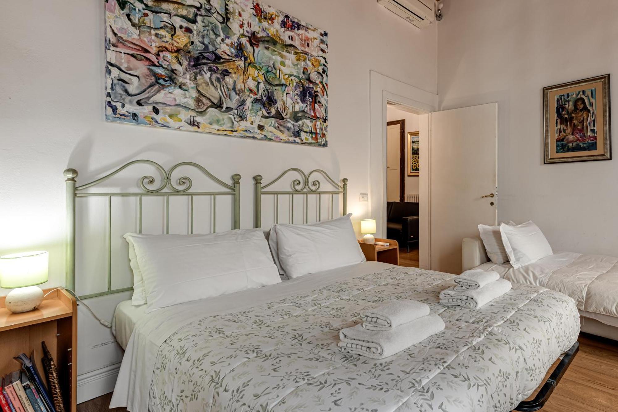 Your House At The Duomo Apartment